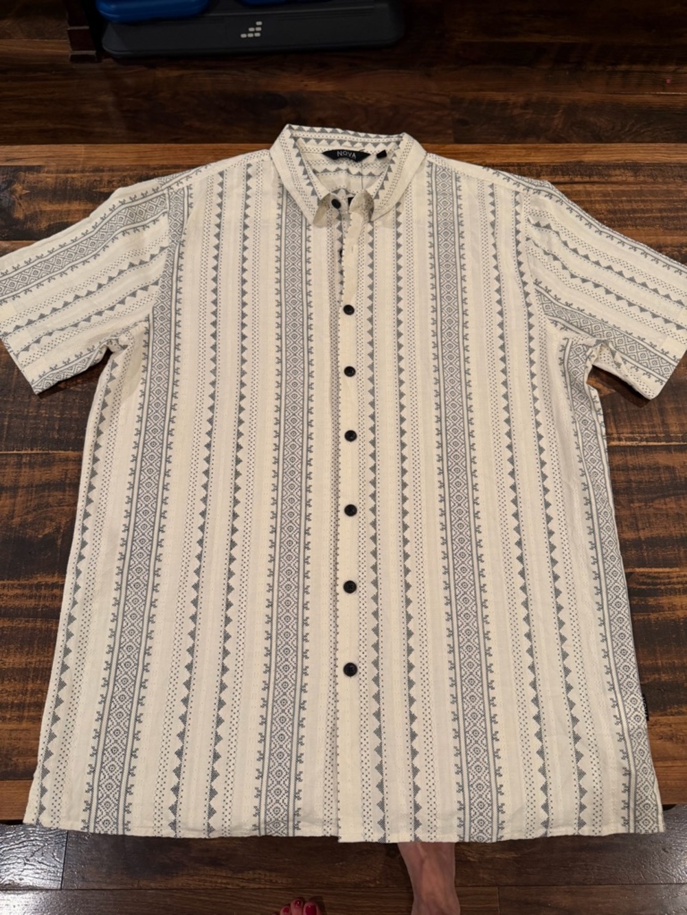 Nixon Cream and Gray Short-Sleeve Button-Down Shirt